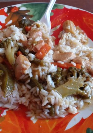 A picture of Orange Chicken Stir Fry.