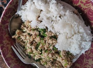 รูปของ หมูคั่วผักชี