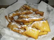 Una foto de calzones rotos sabor naranja