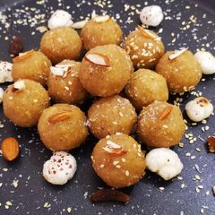 Churma laddoo A picture of Churma laddoo.