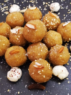 A picture of Churma laddoo.
