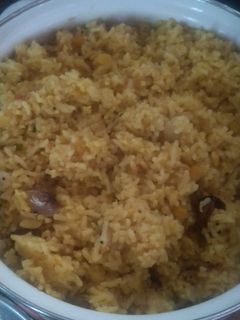 எங்க வீட்டு அரிசி பருப்பு சாதம்(arisi parppu sadam recipe in tamil) செய்முறை முக்கிய புகைப்படம்