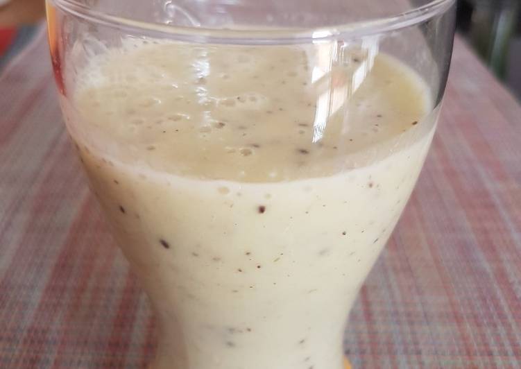 Recipe: Appetizing Smoothie banane kiwi