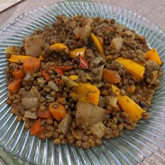A picture of Spanish style lentils.