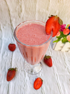 A picture of Strawberry Smoothie.