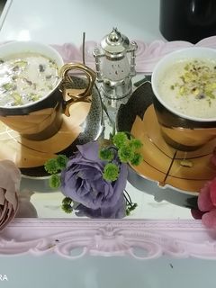 صورة لوصفة مشروب التمر الساخن بالحليب