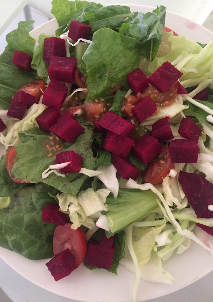 Una foto de Ensalada con Betabel