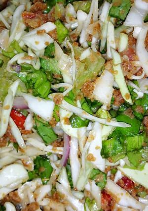 A picture of Unique and simple way of making kwadon salad with cabbage.