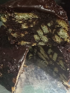 A picture of Marie Biscuit Cake.