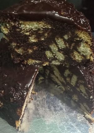 A picture of Marie Biscuit Cake.