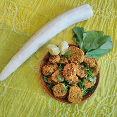 A picture of Radish muthiya.