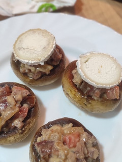 Una foto de Champiñones rellenos
