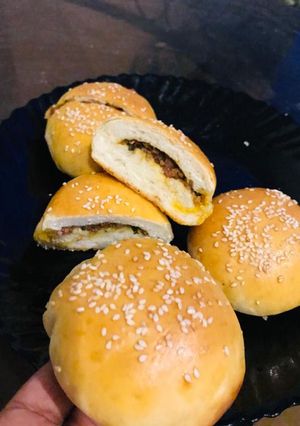 A picture of Mince Stuffed Buns.