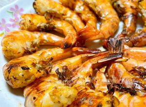 Hình của món Tôm nướng sa tế sả ớt bằng nồi chiên không dầu.