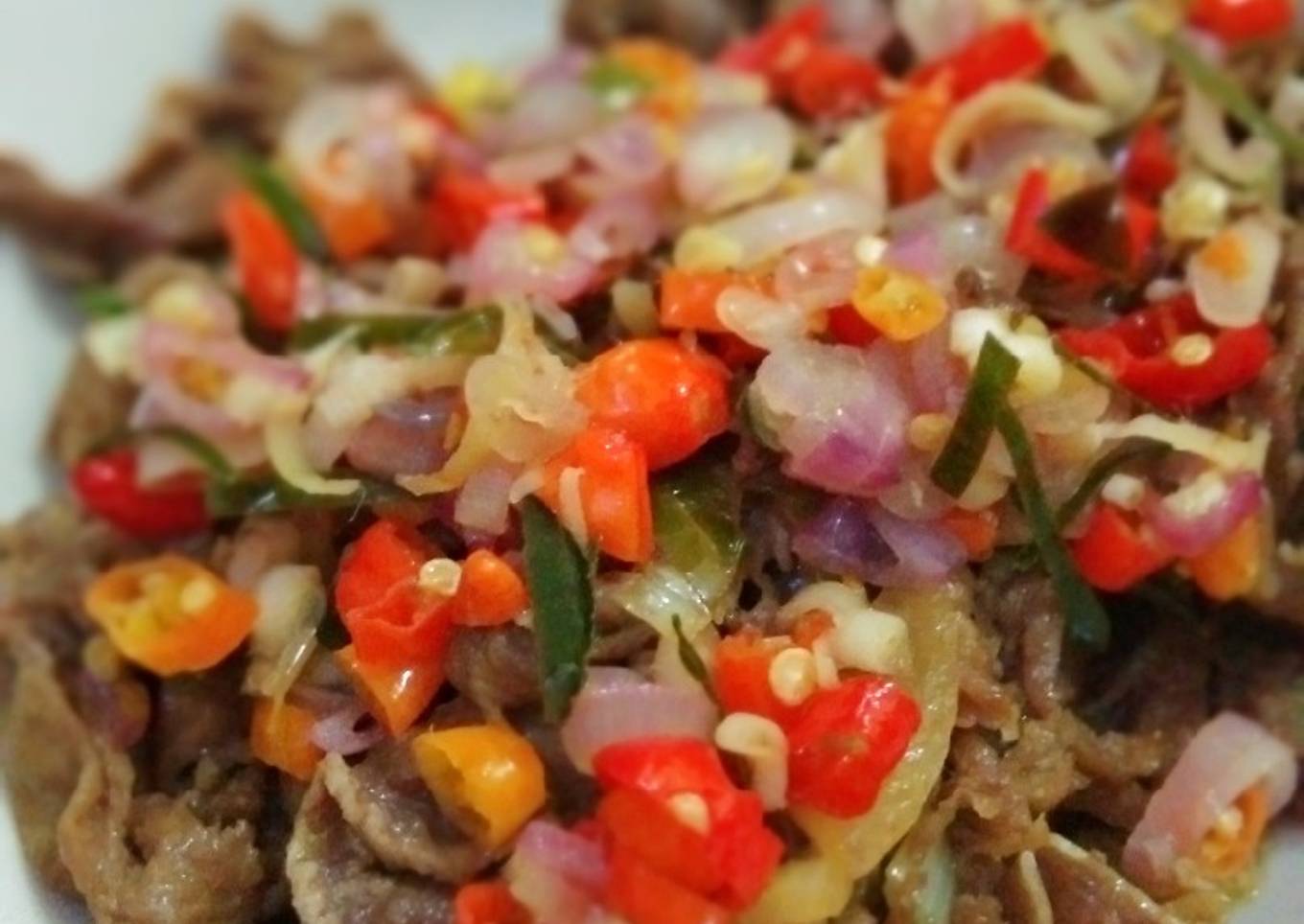 Lidah sapi dengan saus sambal