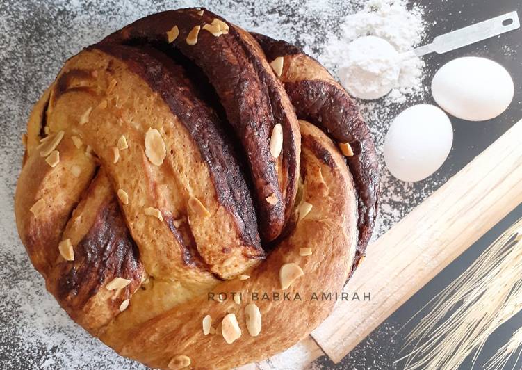 Chocolate babka