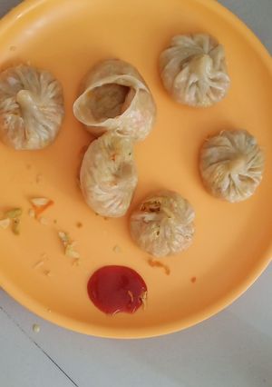 A picture of Veg Momos.