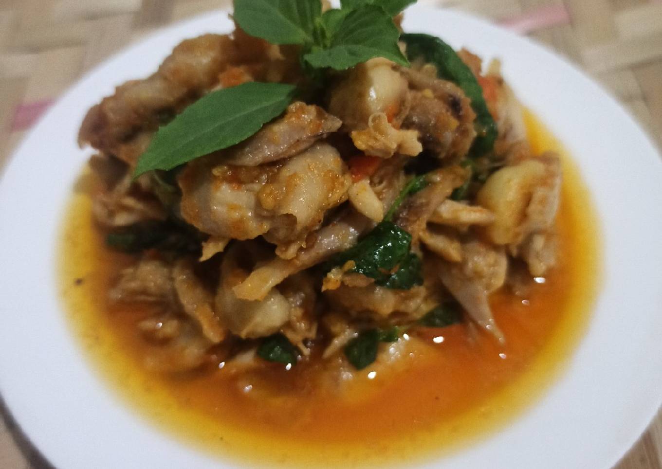 "AYAM SUWIR KEMANGI"