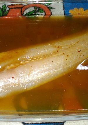 Una foto de Pescado marinado con miel y curry