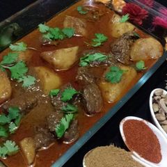 A picture of Dehli Aloo ghosht.