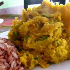 A picture of How to make May Kaidee's Pumpkin Hummus.