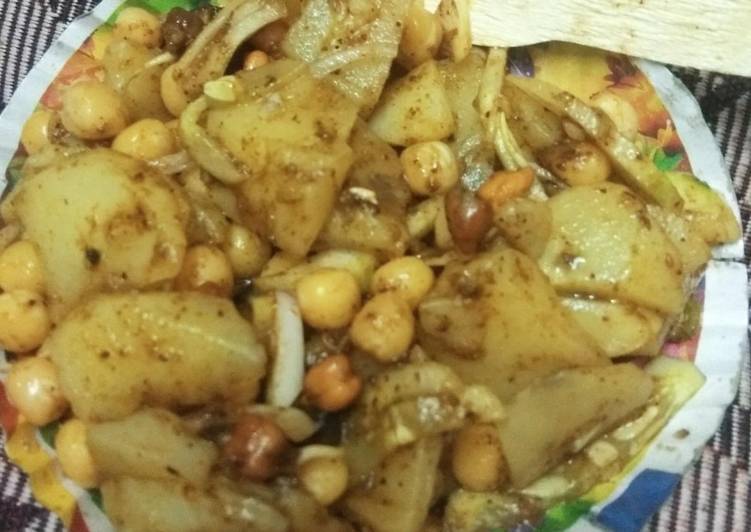 Step-by-Step Guide to Prepare Quick Aloo Chaat