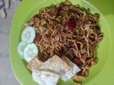 Mie goreng sosis
