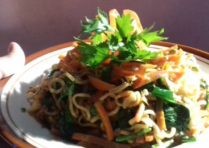 Resep Mie Goreng Sayur Sederhana yang Menggugah Selera