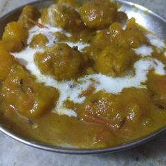 A picture of Potato soya chunks😋😋.