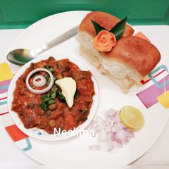 A picture of Pav Bhaji.