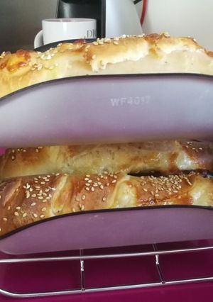 Foto principal de Pan de leche relleno de queso y pavo