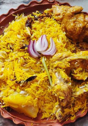 ওয়ন পট চিকেন বিরিয়ানি (one pot chicken biryani recipe in Bengali) রেসিপির প্রধান ছবি