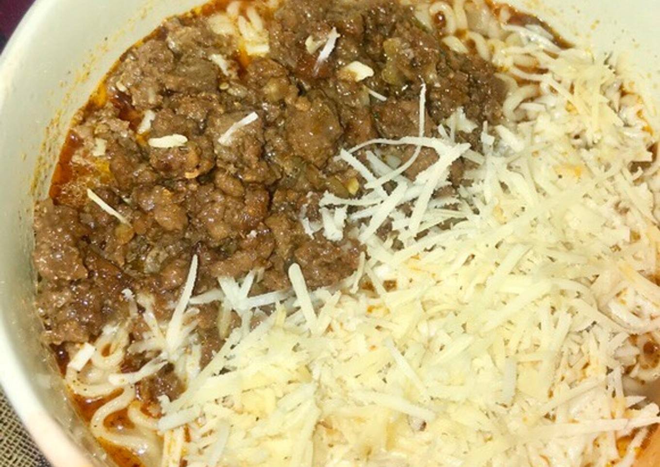 Mie kari pedas istimewa