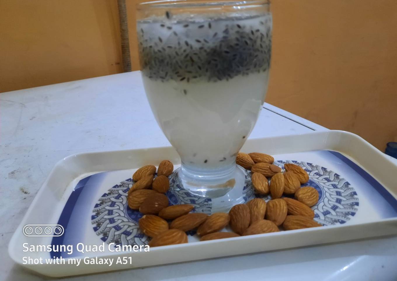 Almond 🍸 drink with chia seed