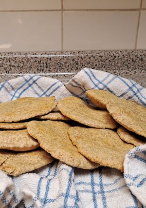 A picture of Whole Wheat Pita Bread.