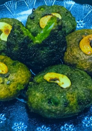 A picture of Hara Bhara kabab.