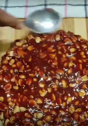 A picture of Homemade chikki.