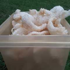รูปของ Kerupuk sisa nasi