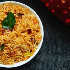 A picture of Milagai Podi Rice (Chutney Powder Rice).