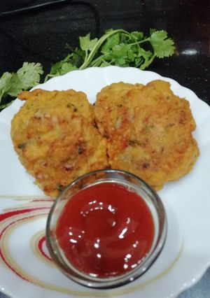 A picture of Aloo Bonda.