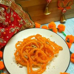 Instant jalebi A picture of Instant jalebi.