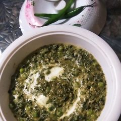 A picture of Methi Matar Malai.