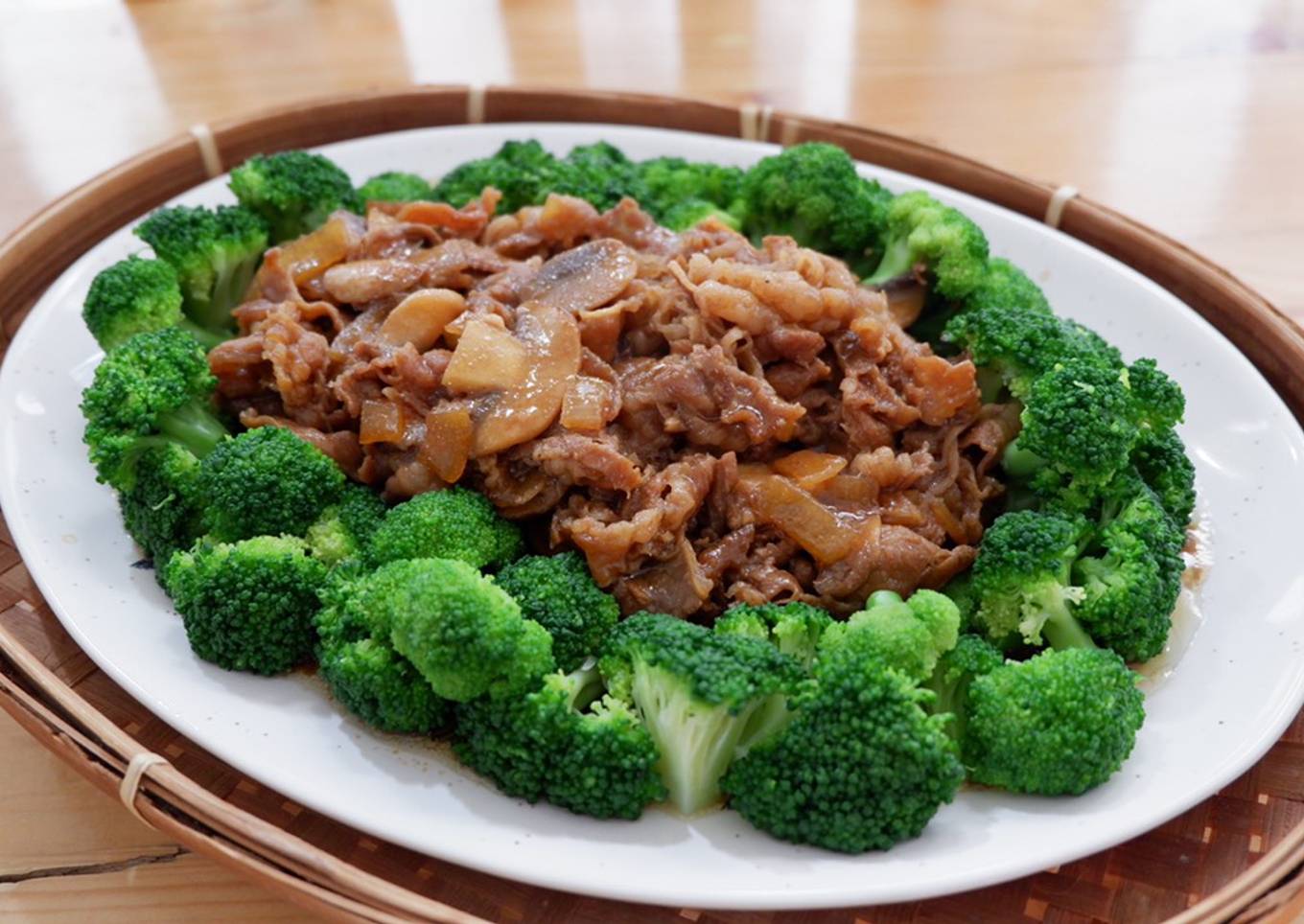 Cah Daging & Brokoli Saus Bulgogi