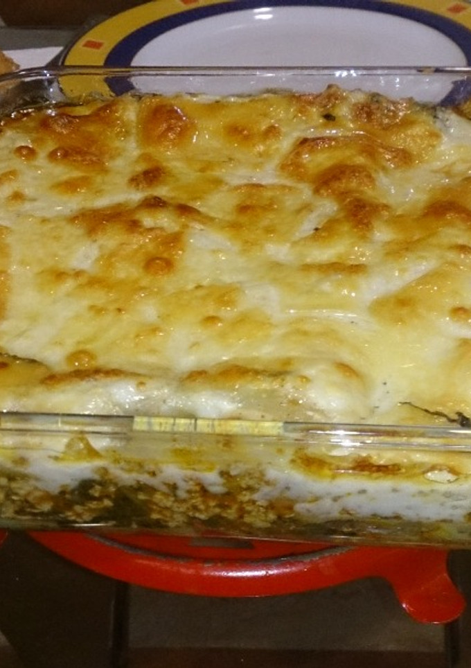 Una foto de Lasaña de espinacas y carne picada