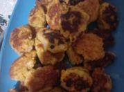 Una foto de tortitas de avena con queso