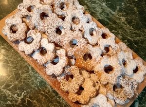 Foto di Canestrelli con zucchero a velo