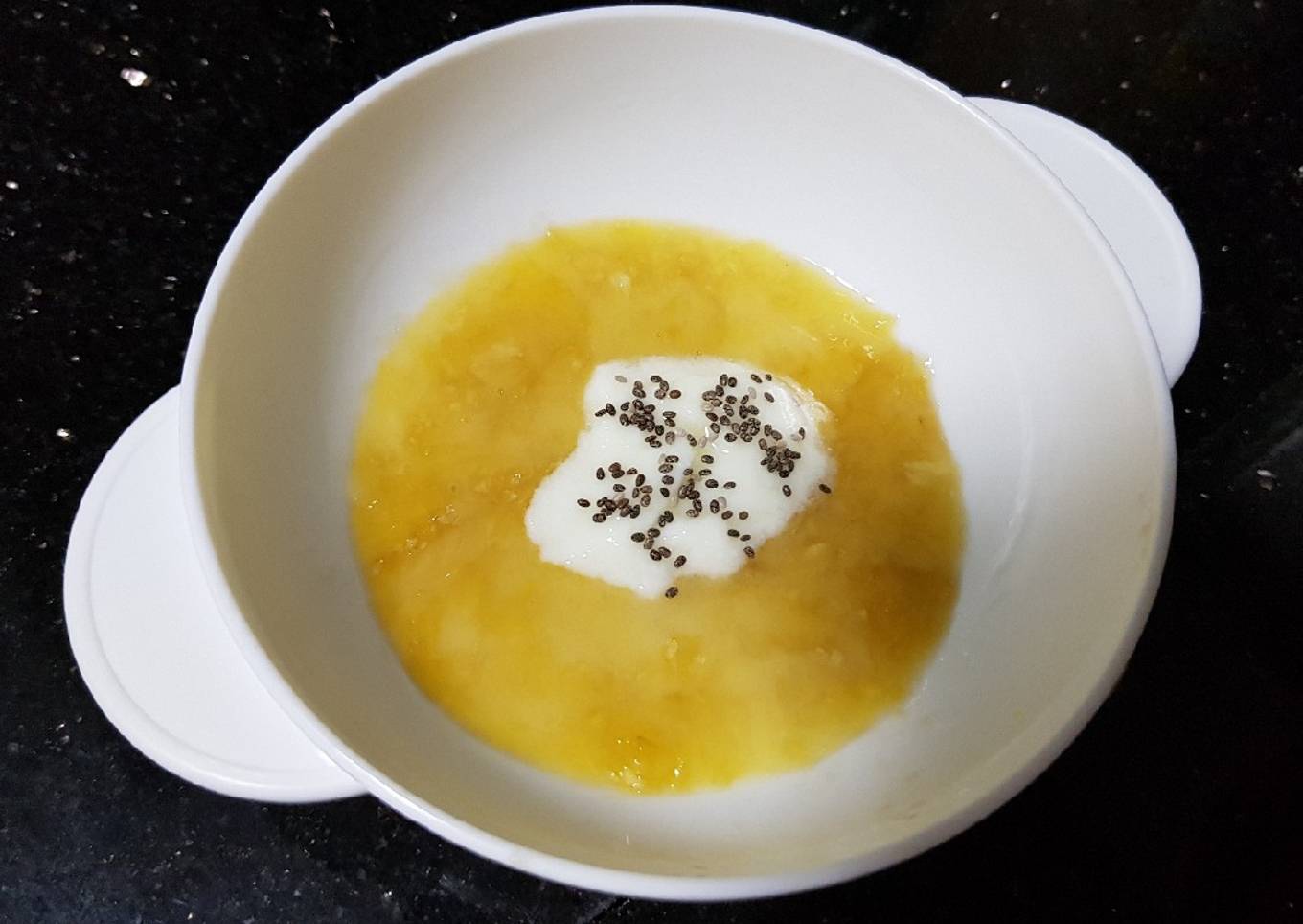 Banana yogurt with chia seeds for baby