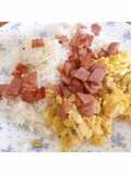 ข้าวไข่ขยี้แฮม