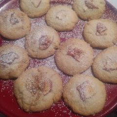 A picture of Apple Cinnamon Shortbread Cookies.