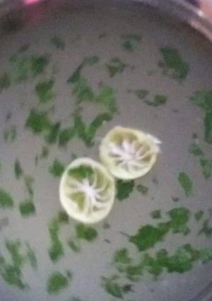 A picture of Mint lemonade.